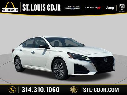 Used 2025 Nissan Altima 2.5 SV