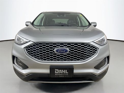 Used 2024 Ford Edge SEL image 3