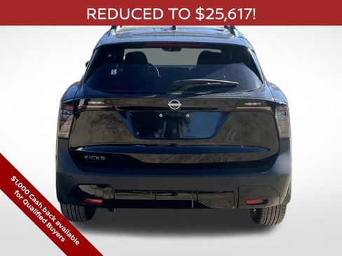 New 2026 Nissan Kicks SV w/ SV Premium Package FWD image 9