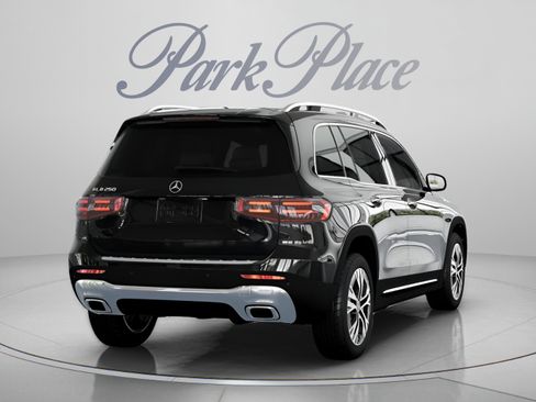 Certified 2026 Mercedes-Benz GLB 250 image 19