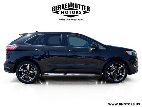 Used 2019 Ford Edge ST w/ Convenience Package AWD/4WD image 2