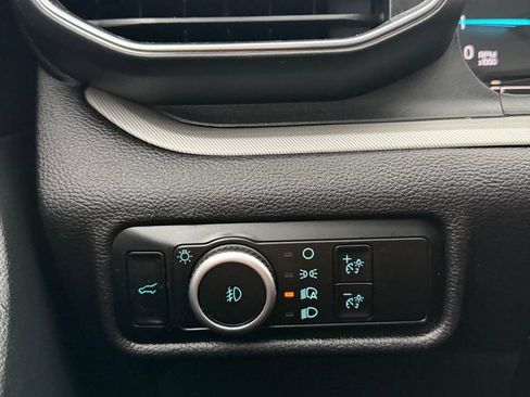 Used 2023 Ford Explorer XLT w/ Equipment Group 202A AWD/4WD image 11