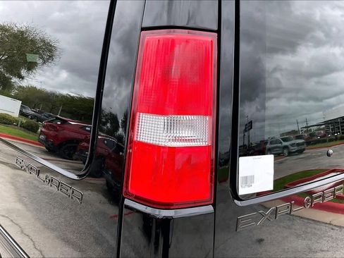 New 2026 GMC Savana 2500 Work Van w/ Driver Convenience Package image 11