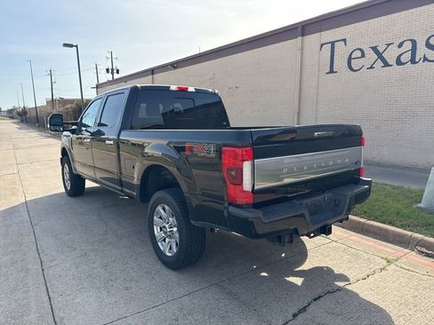 Used 2017 Ford F250 Platinum w/ Platinum Ultimate Package image 13
