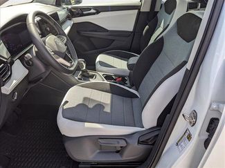 New 2025 Volkswagen Taos S video 4