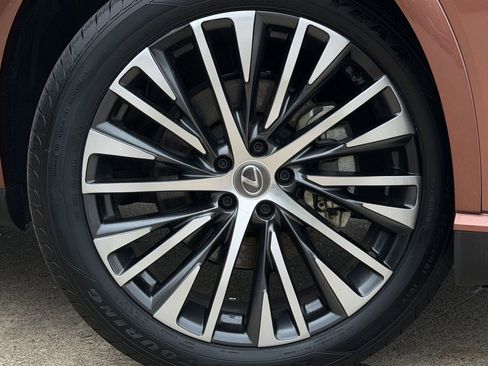 Used 2023 Lexus RX 350 Premium Plus w/ Cold Area Package FWD image 10