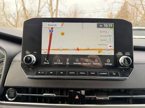 Used 2024 Mitsubishi Outlander SE image 19