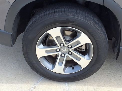 Used 2025 Honda Pilot EX-L image 9