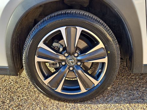 Used 2021 Lexus UX 250h w/ Accessory Package (Z2) image 11