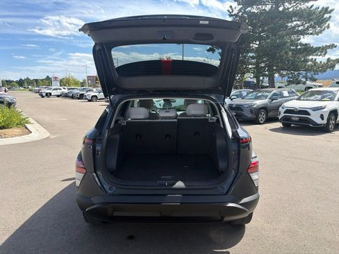 Used 2024 Hyundai Kona SEL AWD/4WD image 17