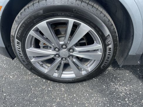 Used 2024 Cadillac XT5 Premium Luxury AWD/4WD image 34