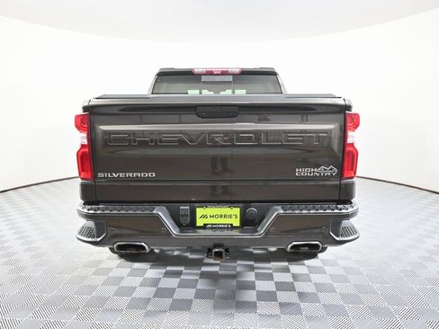 Used 2021 Chevrolet Silverado 1500 High Country w/ Technology Package image 5