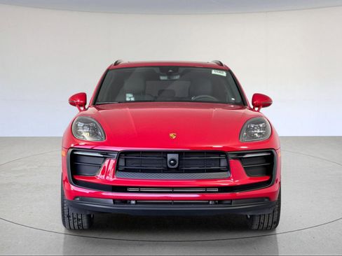 New 2026 Porsche Macan image 11