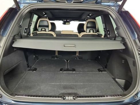 New 2026 Volvo XC90 B5 Core w/ Protection Package Premier AWD/4WD image 42