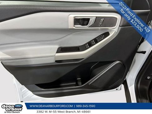 Used 2021 Ford Explorer XLT w/ Equipment Group 202A image 13