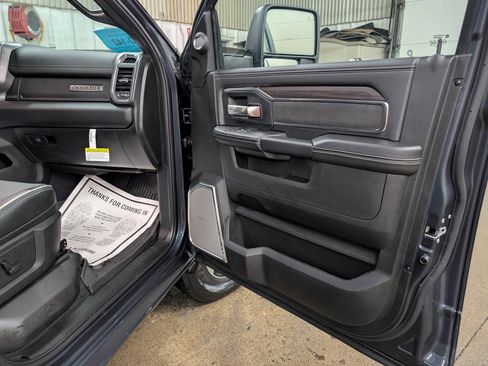 New 2026 RAM 3500 Laramie AWD/4WD image 5