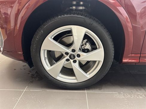 New 2025 Audi Q5 Premium Plus image 10
