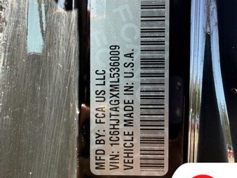 Used 2021 Jeep Gladiator Sport image 29