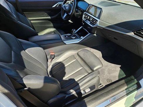 Used 2022 BMW M440i M440i w/ Premium Package image 19