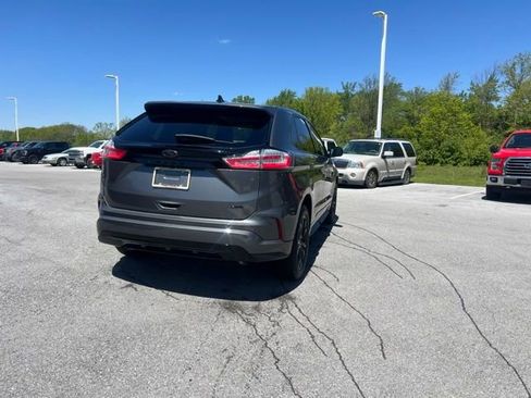 Used 2023 Ford Edge SE w/ Black Appearance Package AWD/4WD image 12