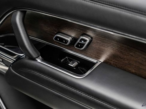 Used 2023 Land Rover Range Rover SE image 76