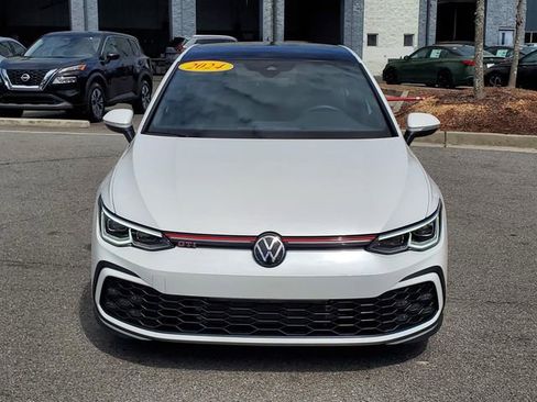 Used 2024 Volkswagen GTI SE FWD image 8