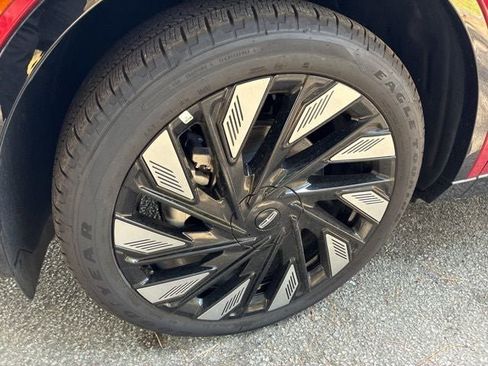 New 2026 Lincoln Nautilus Reserve w/ Jet Appearance Package AWD/4WD image 10