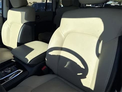 Certified 2023 INFINITI QX80 Premium Select w/ Cargo Package image 11