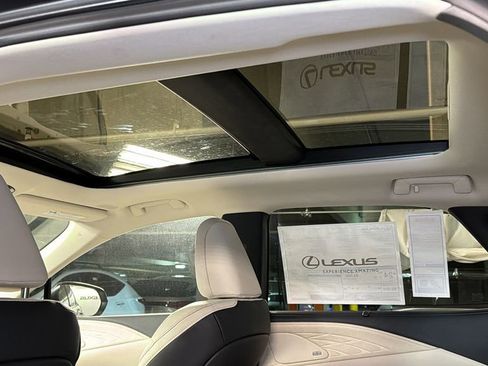 New 2026 Lexus RX 350 AWD w/ Convenience Package image 11