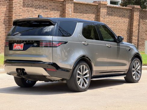 Used 2023 Land Rover Discovery S R-Dynamic AWD/4WD image 12