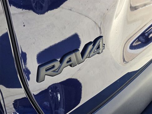 New 2025 Toyota RAV4 XLE Premium image 8