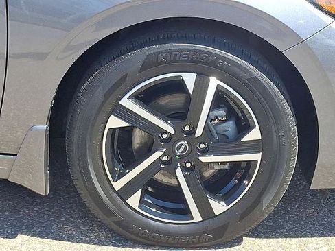 Certified 2024 Nissan Sentra SV FWD image 9