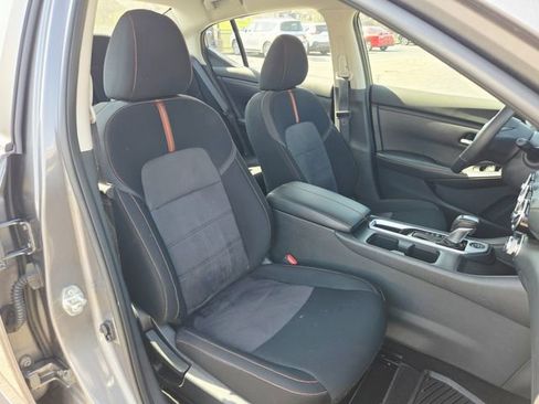 Used 2023 Nissan Sentra SR image 17
