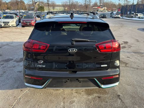 Used 2019 Kia Niro LX image 6