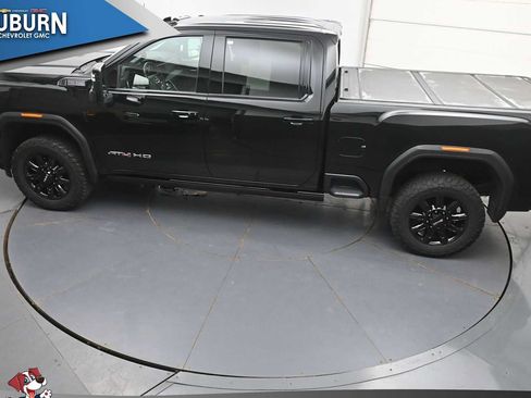 Used 2024 GMC Sierra 2500 AT4 w/ AT4 Premium Plus Package AWD/4WD image 31
