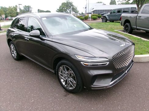 Used 2025 Genesis GV70 2.5T AWD/4WD image 2