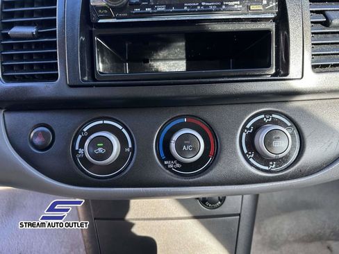 Used 2005 Toyota Camry LE image 21