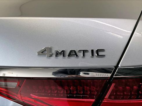 Used 2022 Mercedes-Benz S 580 4MATIC Sedan image 10