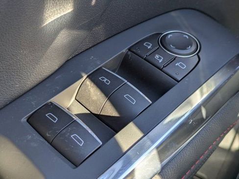 New 2026 Chevrolet Traverse RS w/ LPO, Floor Liner Package image 24