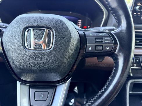 Used 2024 Honda Pilot Elite image 40