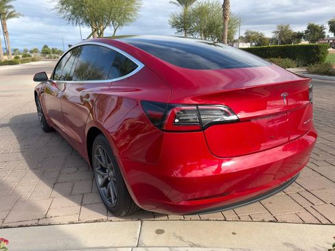 Used 2018 Tesla Model 3 Long Range image 4