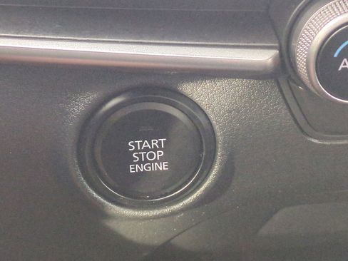 Used 2021 MAZDA MAZDA3 s image 24