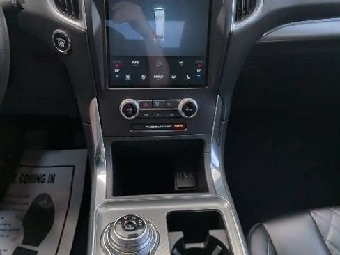 Certified 2024 Ford Edge Titanium AWD/4WD image 22