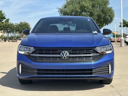 Used 2022 Volkswagen Jetta Sport FWD image 5