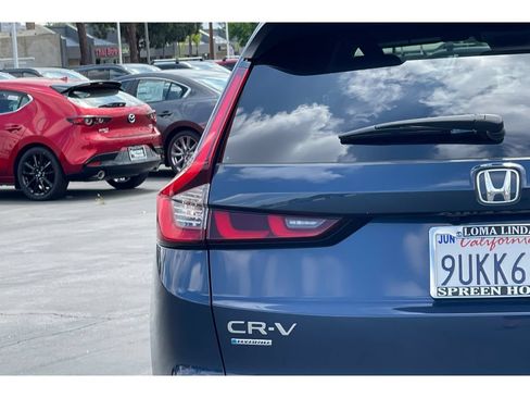 Certified 2025 Honda CR-V Sport image 47