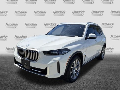 Used 2024 BMW X5 xDrive50e w/ Climate Comfort Package AWD/4WD image 5