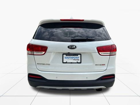 Used 2017 Kia Sorento EX w/ EX Premium Package FWD image 7