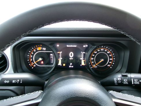 New 2026 Jeep Wrangler Unlimited Sport image 8