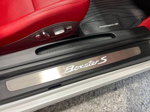 Used 2013 Porsche Boxster S RWD image 19