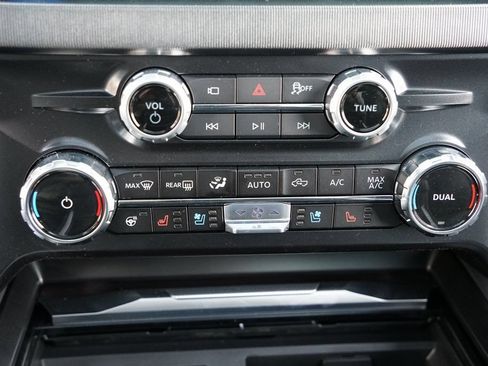Used 2026 Ford F350 Platinum AWD/4WD image 28